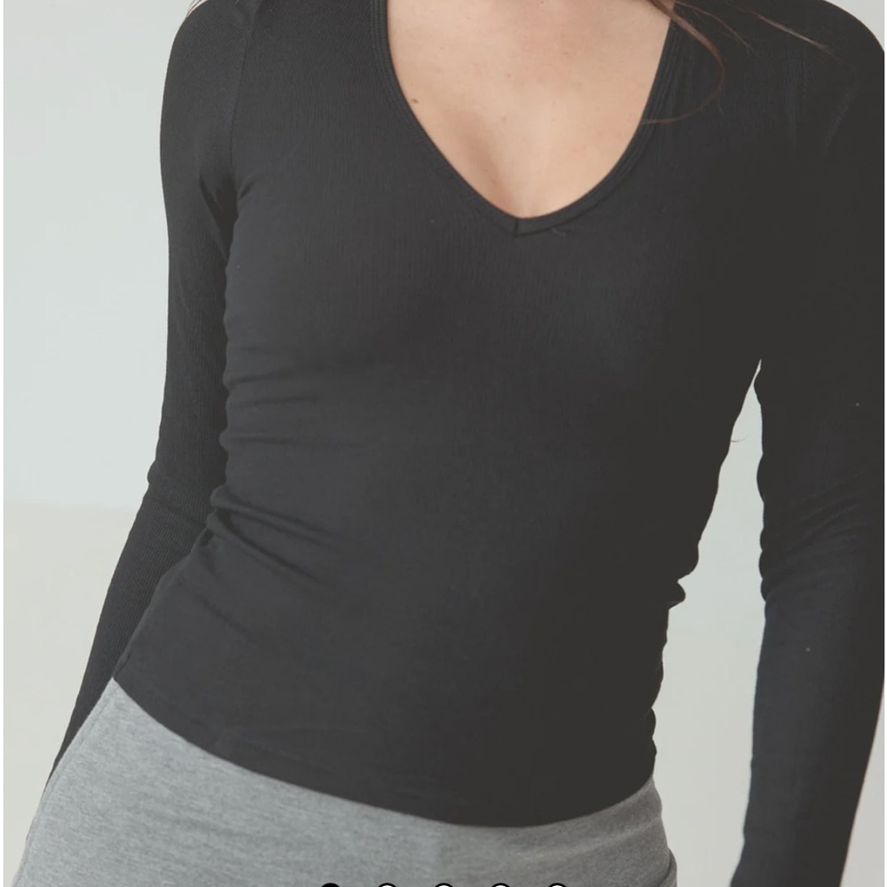 NWT Braless Ribbed Deep V Long Sleeve